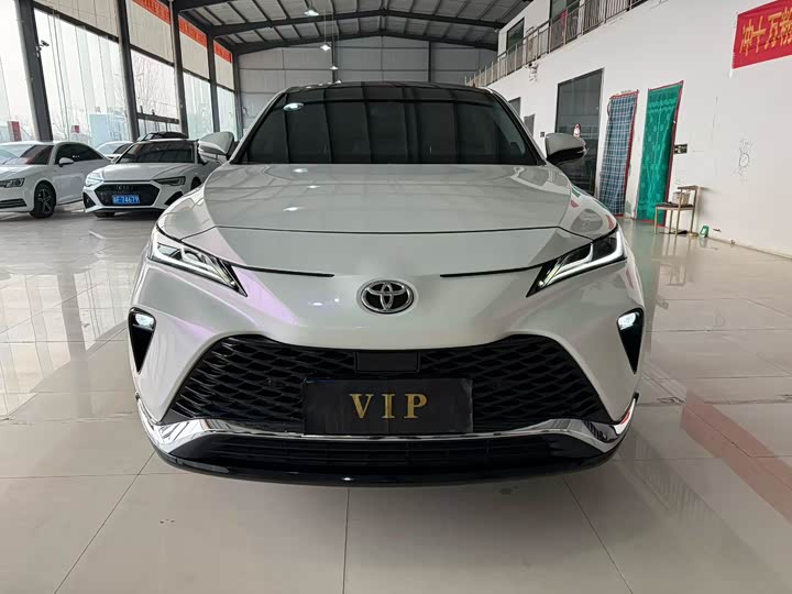 Фото 2 - Toyota Venza