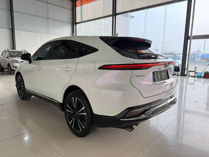 Фото 7 - Toyota Venza