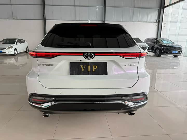 Фото 8 - Toyota Venza