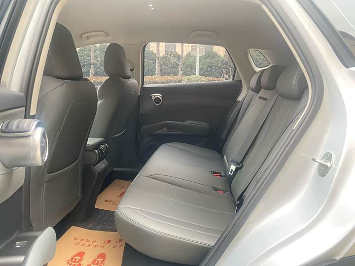 Фото 6 - BYD Yuan Plus