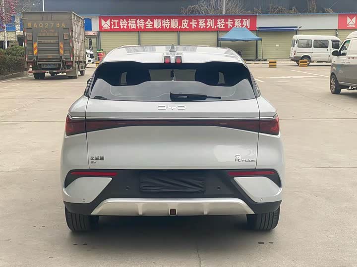 Фото 8 - BYD Yuan Plus