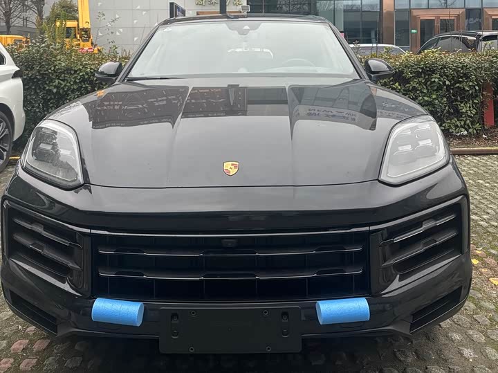 Фото 2 - Porsche Cayenne
