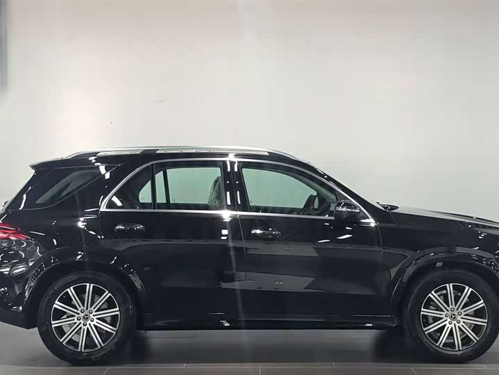 Фото 2 - Mercedes-Benz GLE-Class