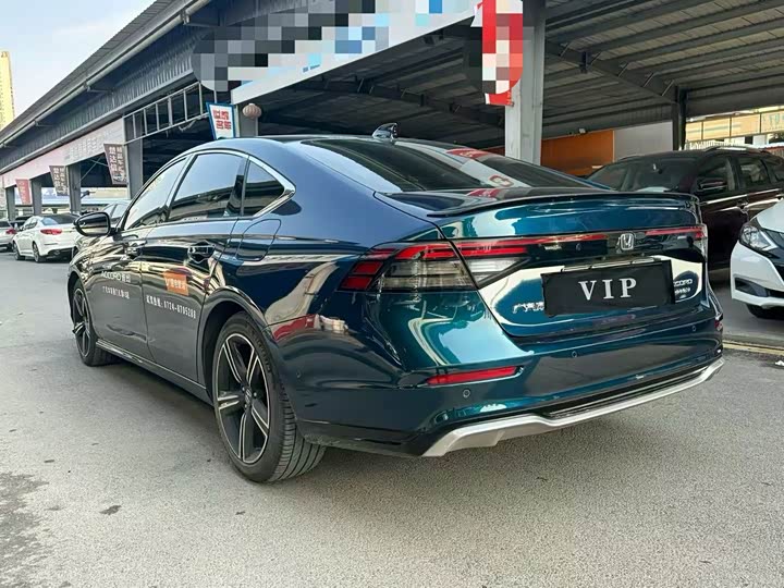 Фото 9 - Honda Accord Hybrid