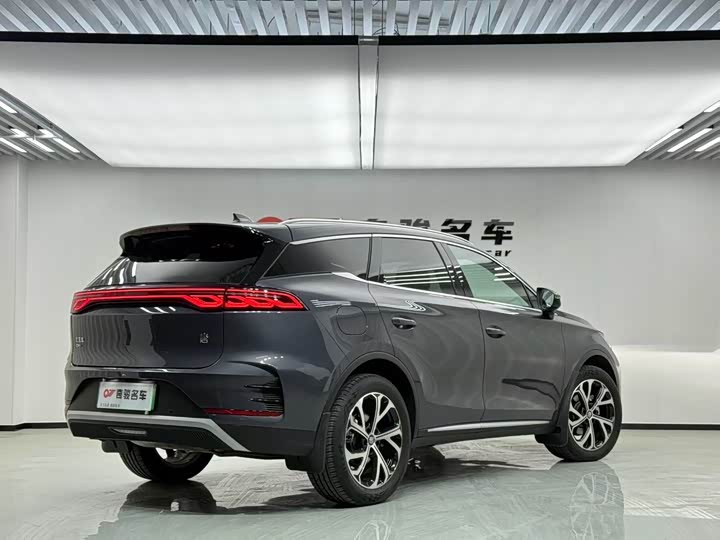 Фото 5 - BYD Tang Hybrid/EV