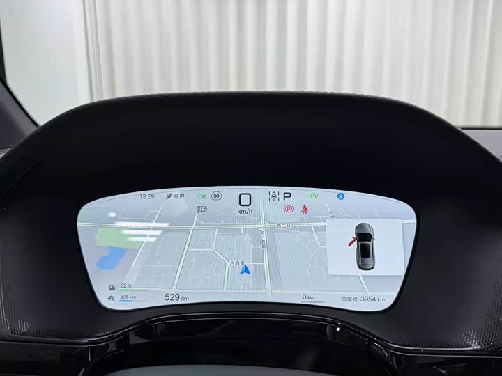 Фото 9 - BYD Tang Hybrid/EV