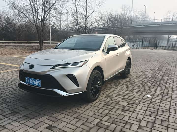 Фото 1 - Toyota Venza