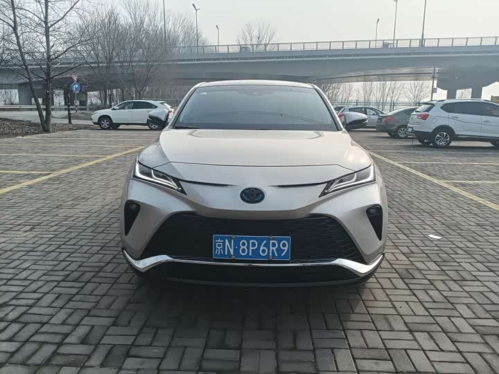 Фото 2 - Toyota Venza