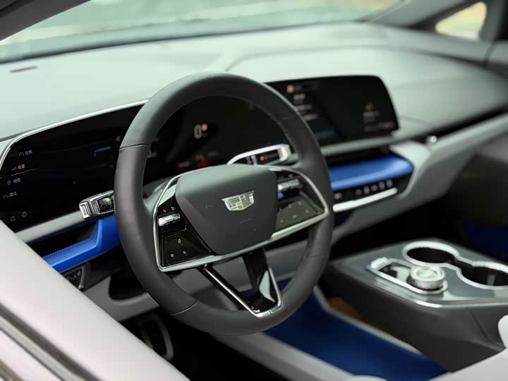 Фото 6 - Cadillac Optiq