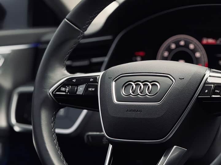 Фото 5 - Audi A7