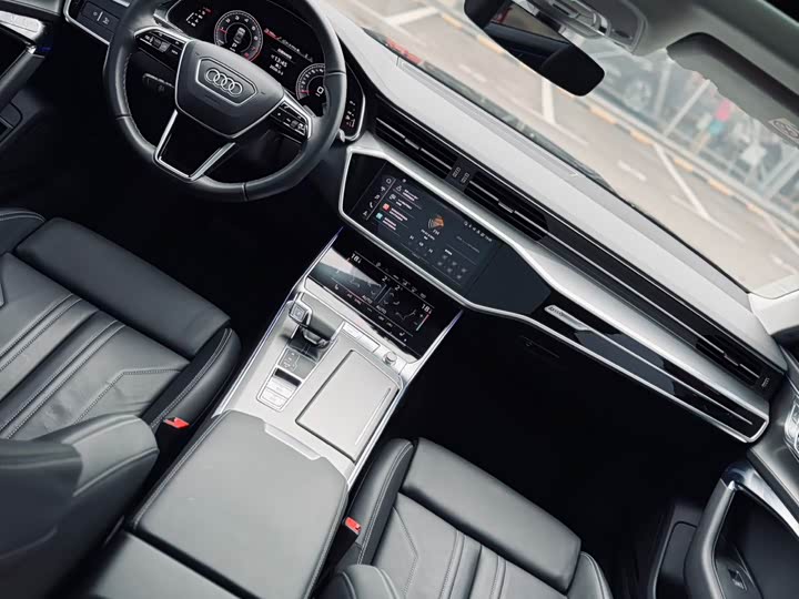 Фото 7 - Audi A7