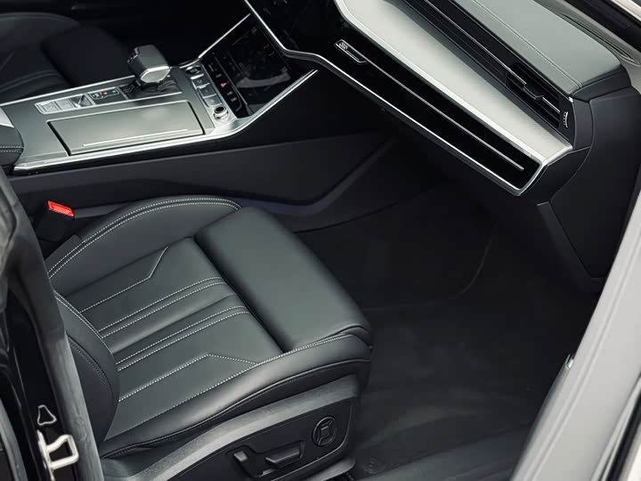 Фото 8 - Audi A7