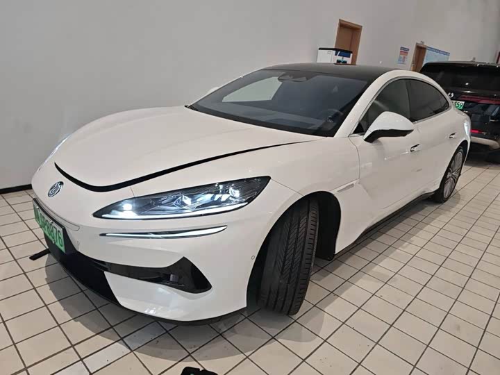 Фото 1 - Denza Z9