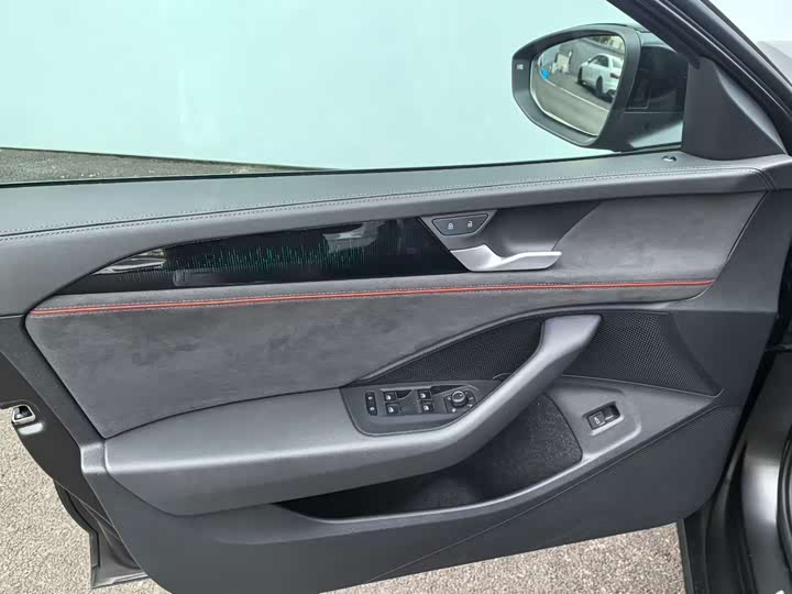 Фото 7 - Volkswagen Magotan