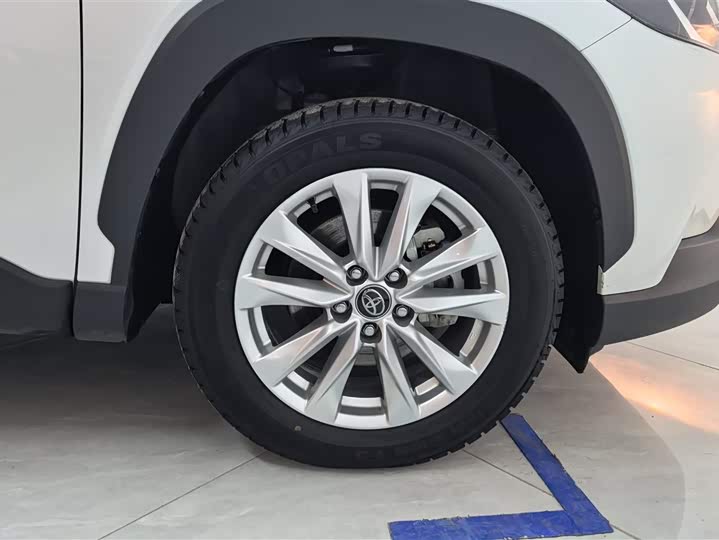 Фото 6 - Toyota Corolla Cross