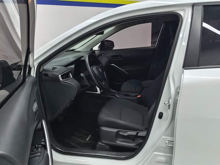 Фото 9 - Toyota Corolla Cross