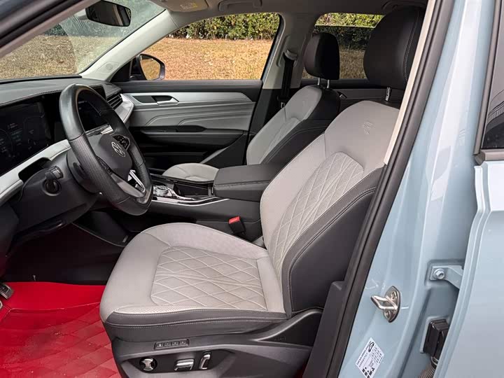 Фото 8 - Volkswagen Tavendor