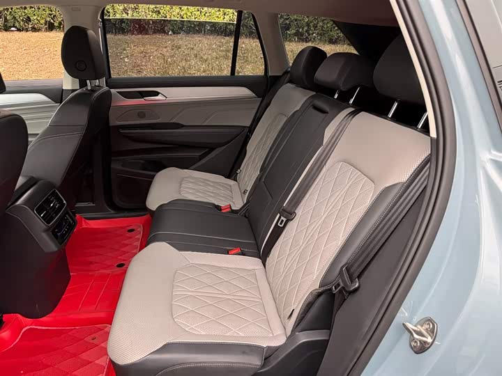 Фото 9 - Volkswagen Tavendor