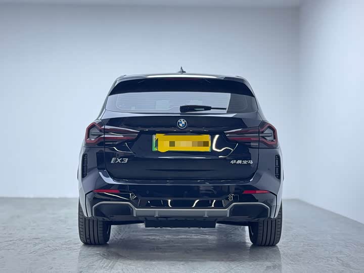 Фото 4 - BMW iX3