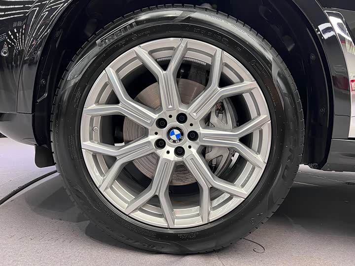 Фото 6 - BMW X7