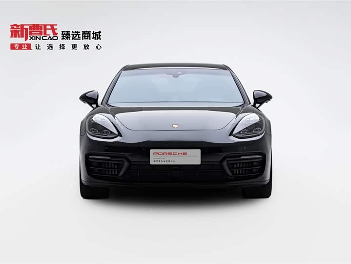 Photo 2 - Porsche Panamera
