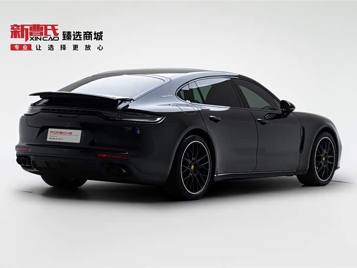 Photo 3 - Porsche Panamera