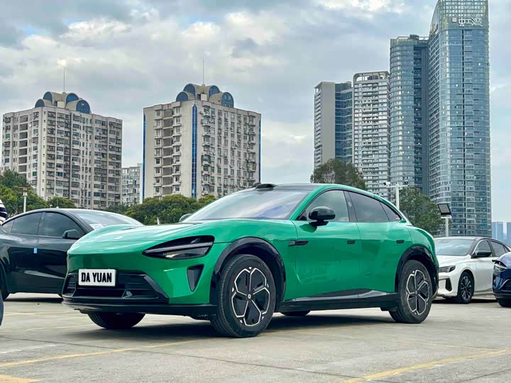 Фото 1 - Xiaomi YU7