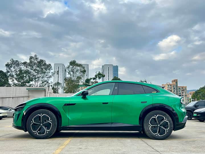 Фото 3 - Xiaomi YU7