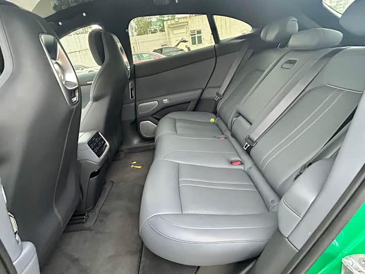 Фото 6 - Xiaomi YU7