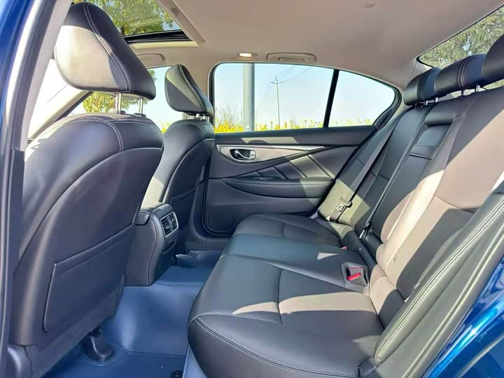 Фото 7 - Infiniti Q50L