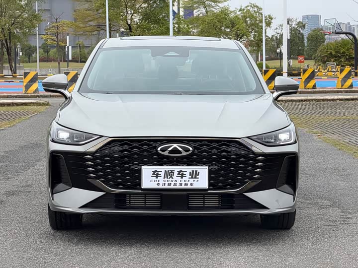 Фото 2 - Chery Arrizo 8 Pro