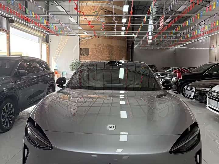 Фото 2 - Xiaomi YU7