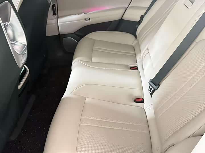 Фото 5 - Xiaomi YU7