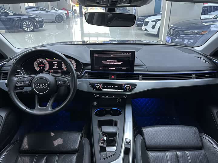 Фото 7 - Audi A4L