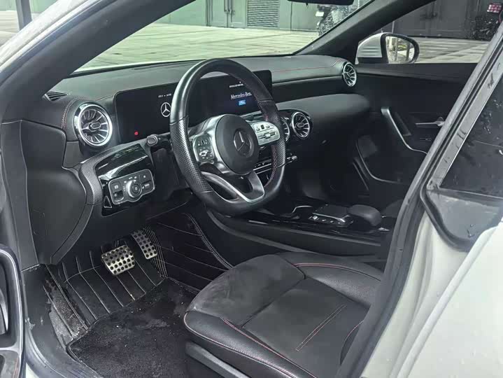 Фото 5 - Mercedes-Benz CLA-Class