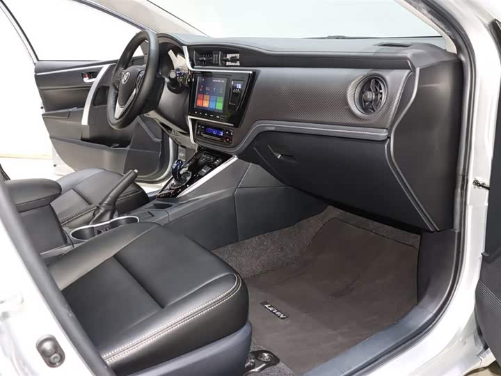 Фото 8 - Toyota Levin Hybrid