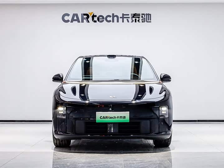 Фото 2 - LiXiang i6