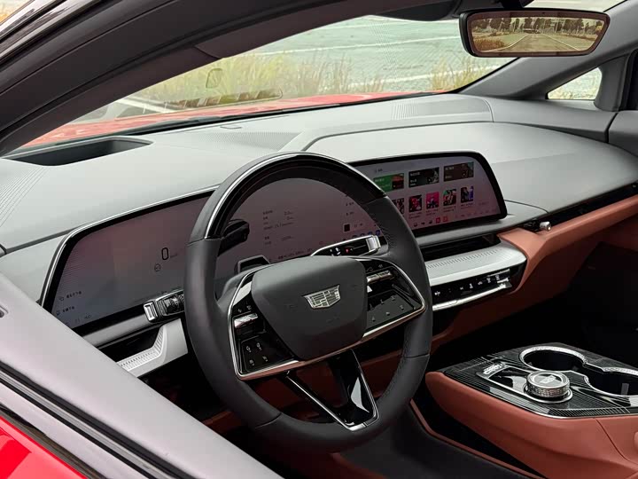 Фото 4 - Cadillac Optiq