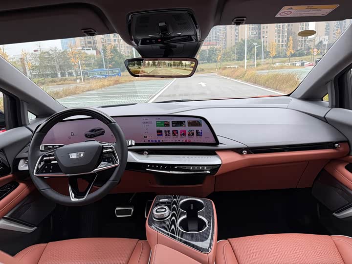 Фото 9 - Cadillac Optiq