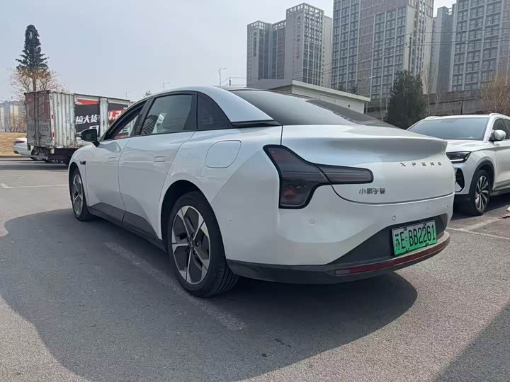 Фото 7 - XPeng Mona M03