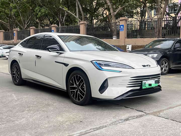 Фото 3 - BYD Seal 07 DM-i Hybrid