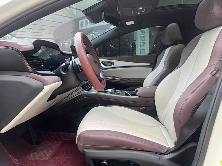 Фото 4 - BYD Seal 07 DM-i Hybrid