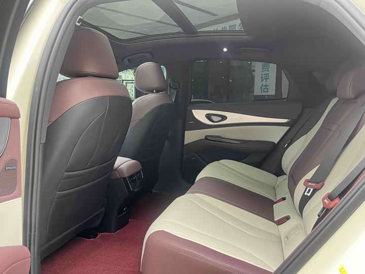 Фото 5 - BYD Seal 07 DM-i Hybrid