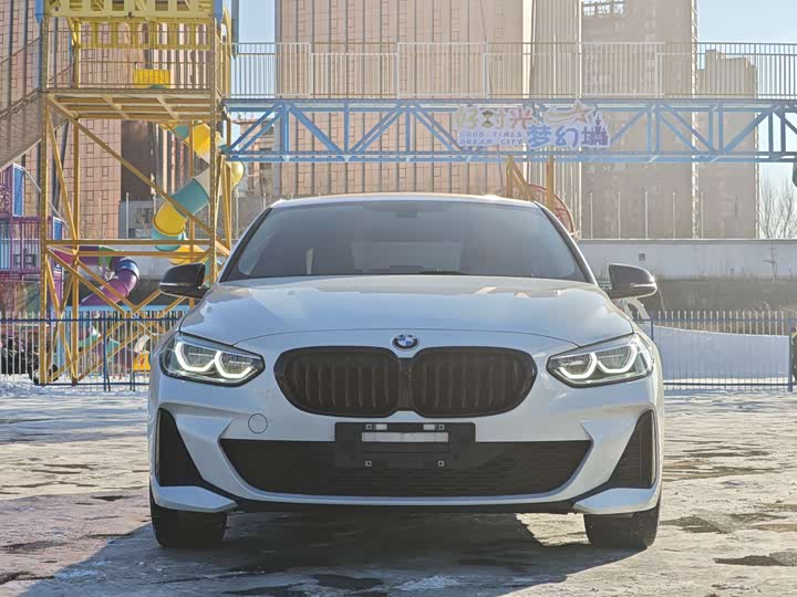 Фото 3 - BMW 1 Series