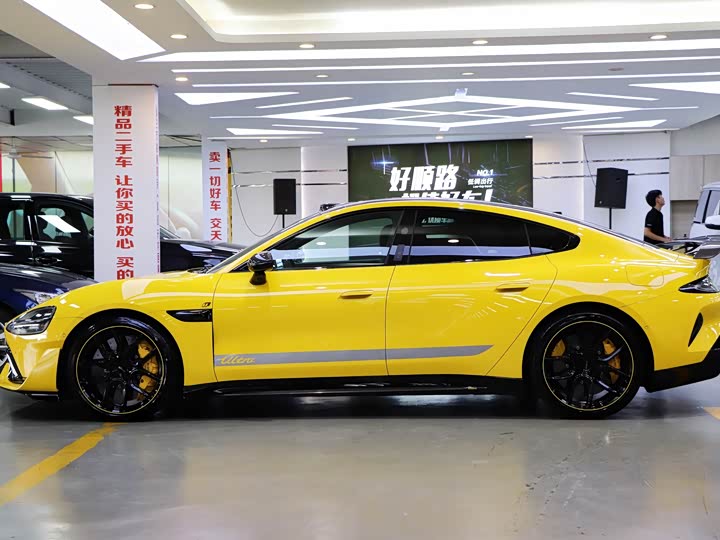 Фото 4 - Xiaomi SU7 Ultra