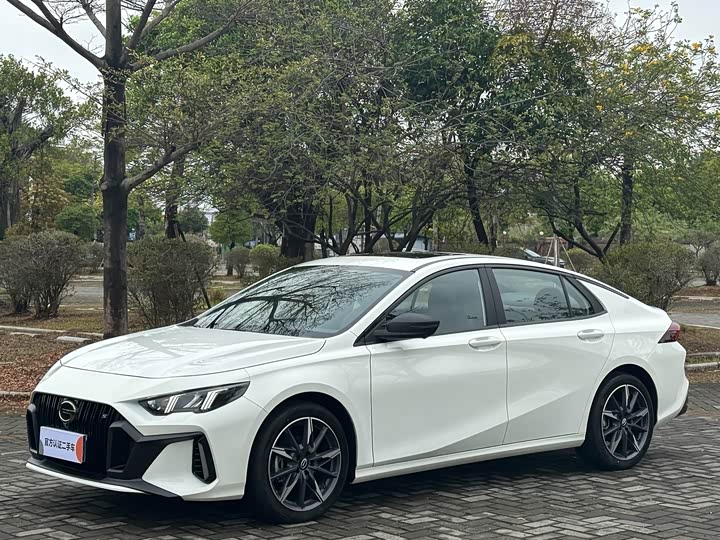 Фото 1 - GAC Trumpchi Empow R