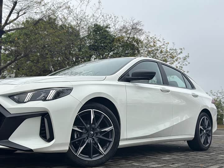 Фото 6 - GAC Trumpchi Empow R