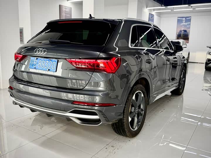 Фото 6 - Audi Q3