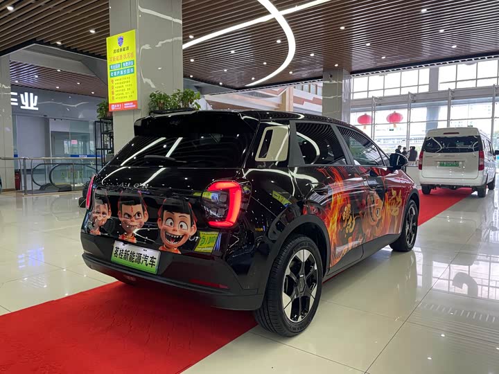 Фото 4 - GAC Aion UT