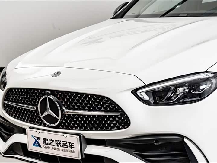 Фото 4 - Mercedes-Benz C-Class